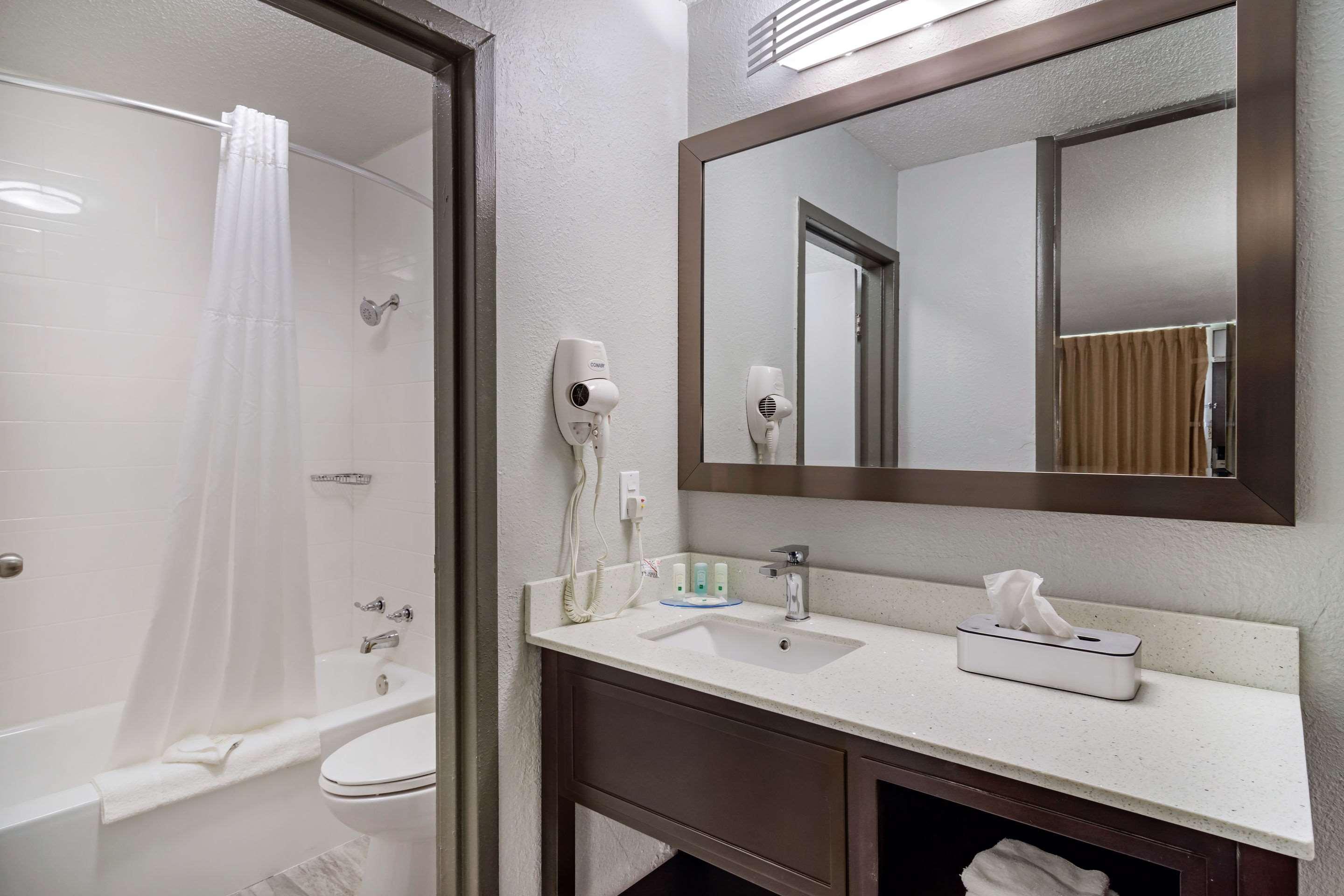 Quality Inn & Suites Cartersville Bagian luar foto
