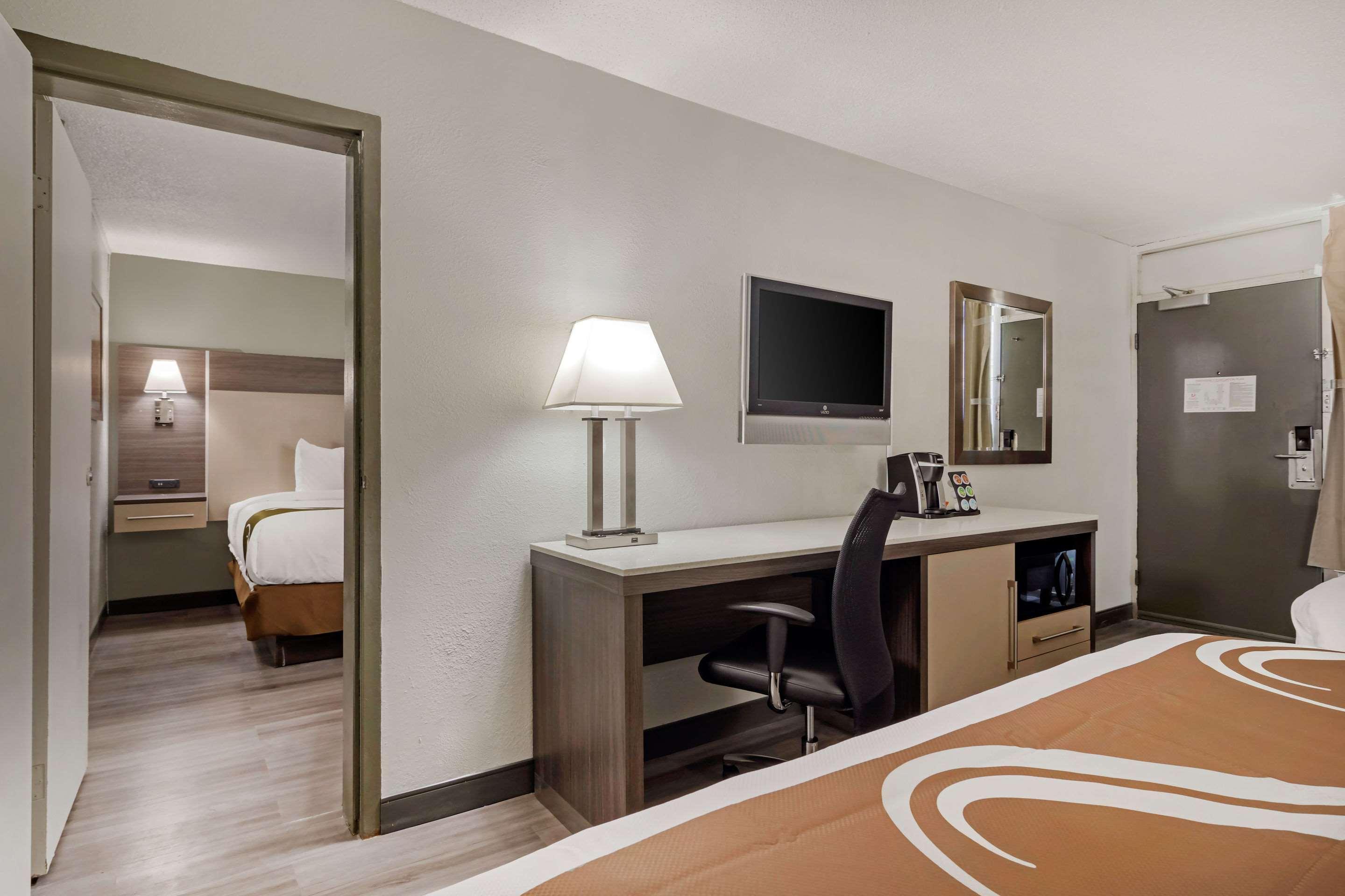 Quality Inn & Suites Cartersville Bagian luar foto