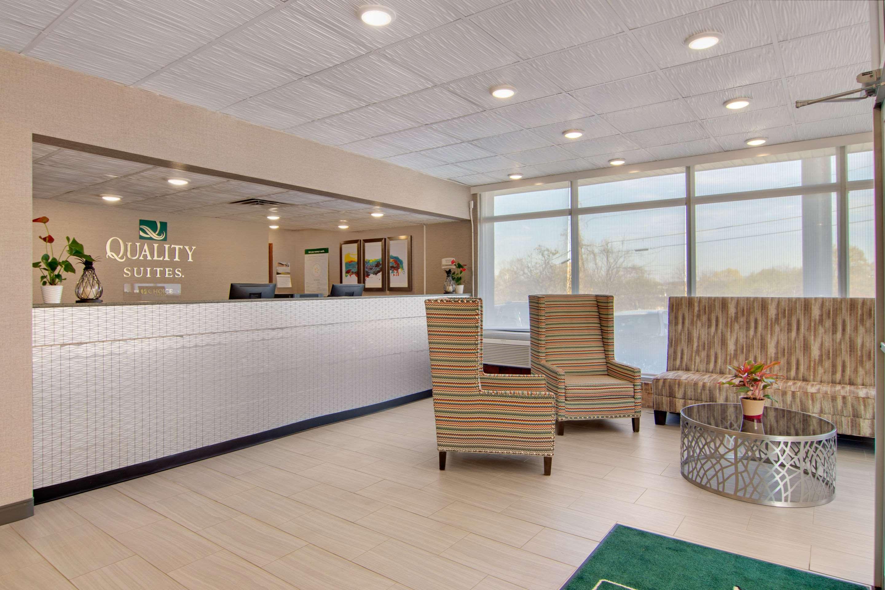 Quality Inn & Suites Cartersville Bagian luar foto