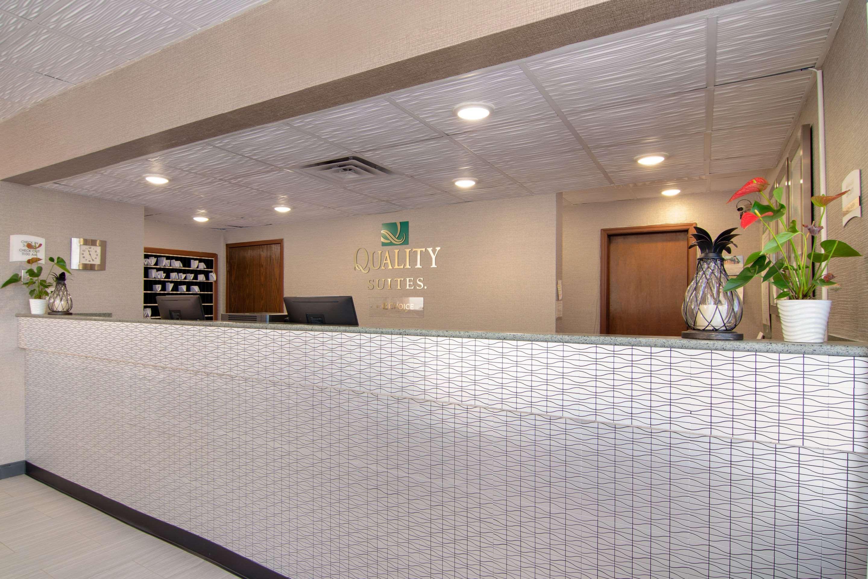 Quality Inn & Suites Cartersville Bagian luar foto